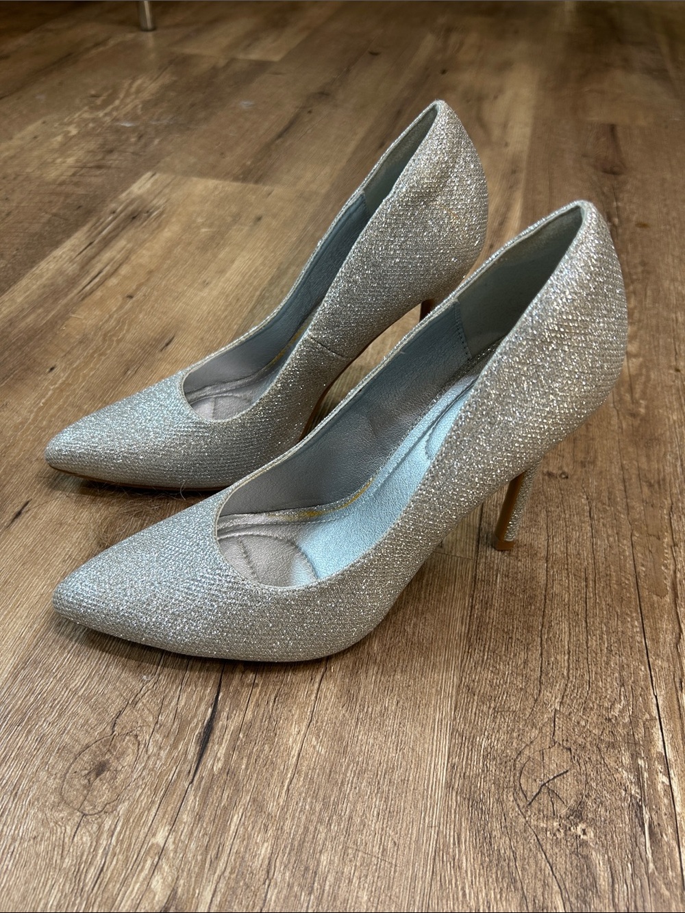 Women's Glitter Pointed-Toe Stiletto Heels - Silver